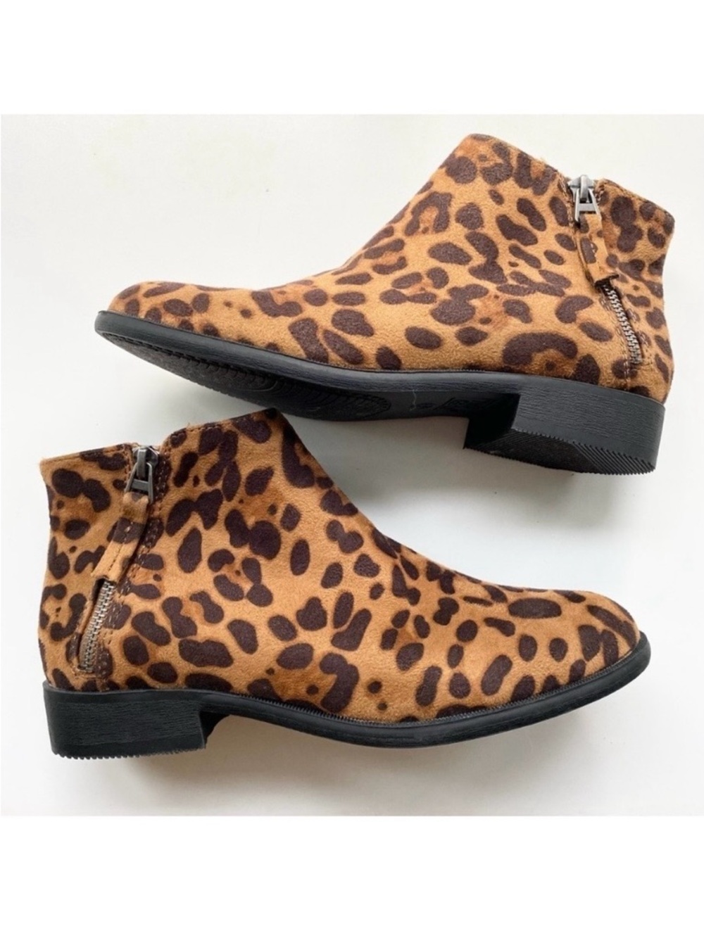 NWOT Time & Tru Suede Leopard Ankle Boots 7.5